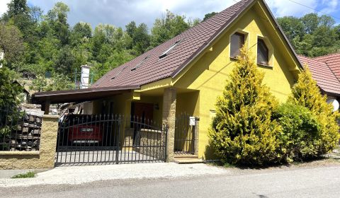 Prodej Rodinný dům, Rodinný dům, Žiar nad Hronom, Slovensko