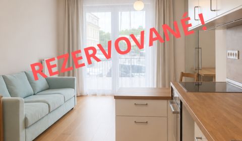 Pronájem Byt 2+1, Byt 2+1, Skuteckého,, Banská Bystrica, Slovensko
