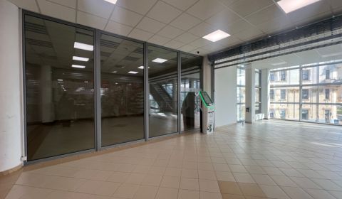 Pronájem Prostory pro obchod, Prostory pro obchod, Banská Bystrica, Sl