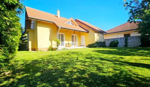 Prodej Rodinný dům, Rodinný dům, Perličková, Bratislava - Podunajské B