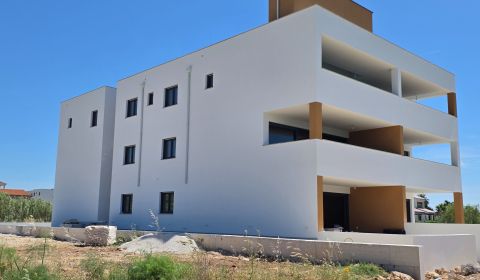 CHORVATSKO - Apartmány 60 m od moře - PRIVLAKA