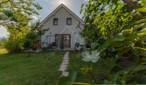 Prodej Rodinný dům, Rodinný dům, Senec, Slovensko