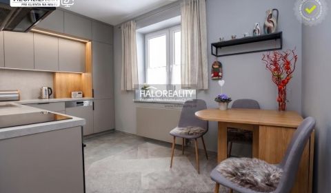 Prodej Byt 2+1, Považská Bystrica, Slovensko