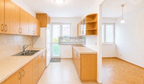 Prodej Byt 3+1, Bratislava - Staré Mesto, Slovensko