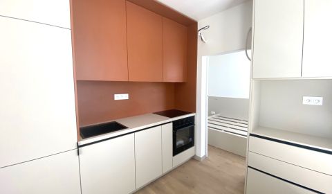 Prodej Byt 2+1, Byt 2+1, Hanulova, Bratislava - Dúbravka, Slovensko