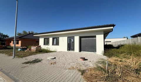 Prodej Rodinný dům, Rodinný dům, Senec, Slovensko
