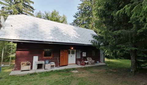 Útulná chata po rekonstrukci ve Vrútkách, ideální pro relaxaci
