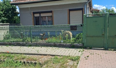 Prodej Rodinný dům, Rodinný dům, Bešeňov, Nové Zámky, Slovensko