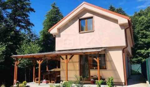 Prodej Rodinný dům, Rodinný dům, Žiar nad Hronom, Slovensko