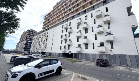 Pronájem Garáže, Garáže, Zuzany Chalupovej, Bratislava - Petržalka, Sl