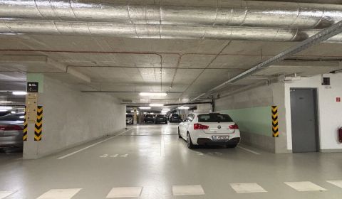 Prodej Garáže, Garáže, Einsteinova, Bratislava - Petržalka, Slovensko