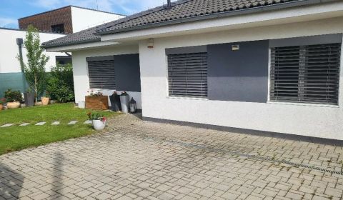 Prodej Rodinný dům, Rodinný dům, Rekreačná, Trnava, Slovensko