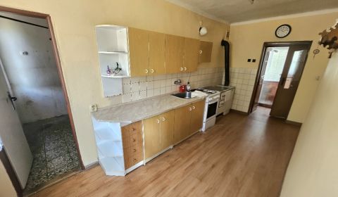 Prodej Byt 3+1, Byt 3+1, Bánovce nad Bebravou, Slovensko