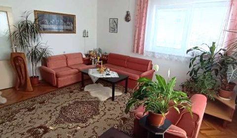 Prodej Rodinný dům, Rodinný dům, J.Palárika, Nové Zámky, Slovensko