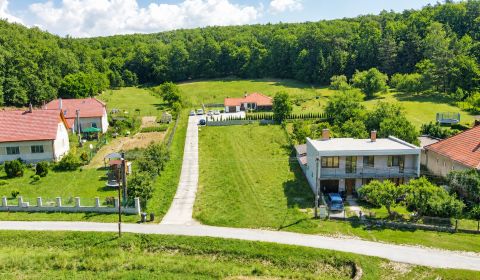 Prodej Pozemky - bydlení, Pozemky - bydlení, Bánovce nad Bebravou, Slo