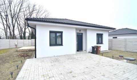 Prodej Rodinný dům, Rodinný dům, Veľká Paka, Dunajská Streda, Slovensk