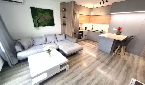 Pronájem Byt 3+1, Byt 3+1, Ivanská cesta, Bratislava - Ružinov, Sloven