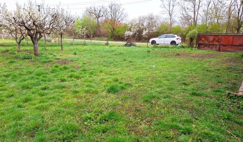Prodej Pozemky - bydlení, Pozemky - bydlení, Lúčnica nad Žitavou, Nitr
