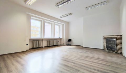 Pronájem Kancelářské prostory, Kancelářské prostory, Štefánikova, Brat