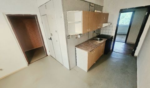 Prodej Byt 2+1, Byt 2+1, Bánovce nad Bebravou, Slovensko