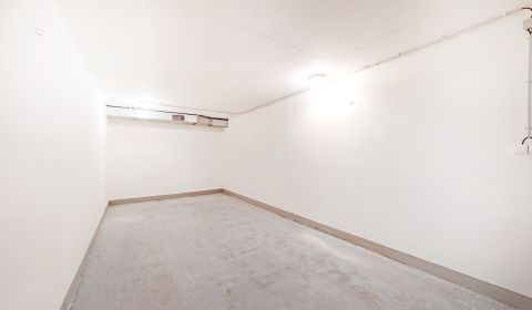 Prodej Garáže, Garáže, Šustekova, Bratislava - Petržalka, Slovensko