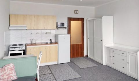 Pronájem Garsoniéra, Garsoniéra, Ľudovíta Fullu, Bratislava - Karlova 