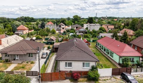Prodej Rodinný dům, Rodinný dům, Veľkoveská, Nitra, Slovensko