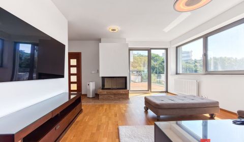 Pronájem Byt 4+1, Bratislava - Staré Mesto, Slovensko