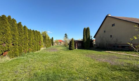 Prodej Pozemky - bydlení, Pozemky - bydlení, Topoľčany, Slovensko