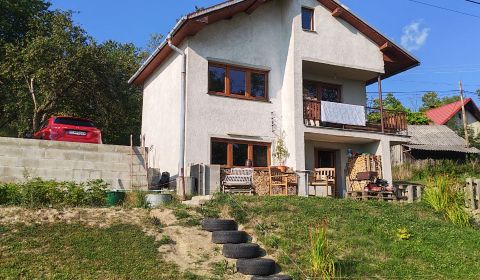 Prodej Rodinný dům, Rodinný dům, Pivnička 430, Detva, Slovensko