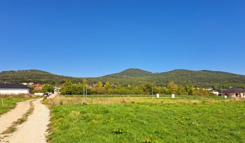 Prodej Pozemky - bydlení, Pozemky - bydlení, Nitra, Slovensko