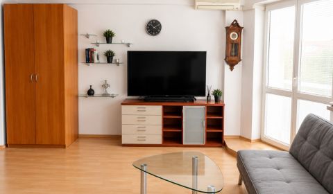 Prodej Byt 1+1, Byt 1+1, Veternicová, Bratislava - Karlova Ves, Sloven