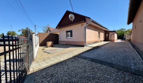 Prodej Rodinný dům, Rodinný dům, Cintorínska, Nové Zámky, Slovensko