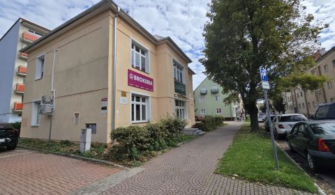 Pronájem Kancelářské prostory, Kancelářské prostory, Študentská, Zvole