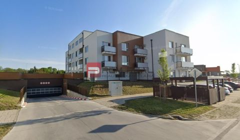 Pronájem Haly a sklady, Haly a sklady, Bernolákovská, Senec, Slovensko