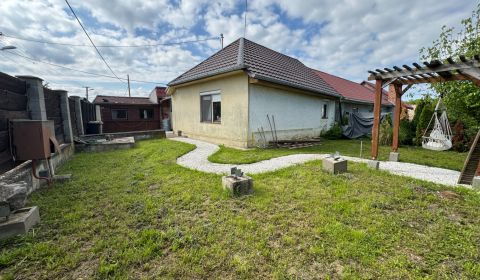 Prodej Rodinný dům, Rodinný dům, Nitra, Slovensko