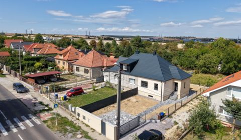 Prodej Rodinný dům, Rodinný dům, Trnavská, Nitra, Slovensko