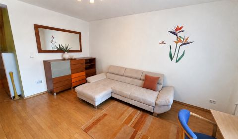 Prodej Byt 3+1, Byt 3+1, Beniakova, Bratislava - Karlova Ves, Slovensk