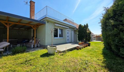 Prodej Rodinný dům, Rodinný dům, Krátka, Senec, Slovensko