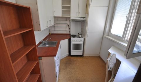 Prodej Byt 3+1, Byt 3+1, Veternicová, Bratislava - Karlova Ves, Sloven