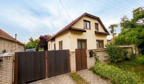Prodej Rodinný dům, Rodinný dům, Námestie kapitána Nálepku, Nitra, Slo