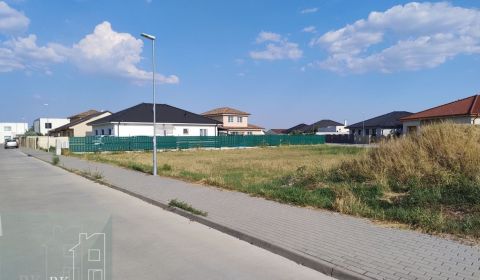 Prodej Pozemky - bydlení, Pozemky - bydlení, Senec, Slovensko
