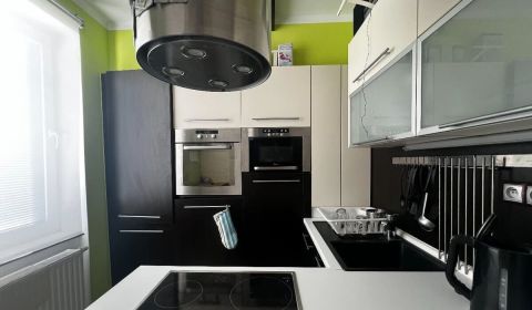 Pronájem Byt 3+1, Byt 3+1, Nové Zámky, Nové Zámky, Slovensko