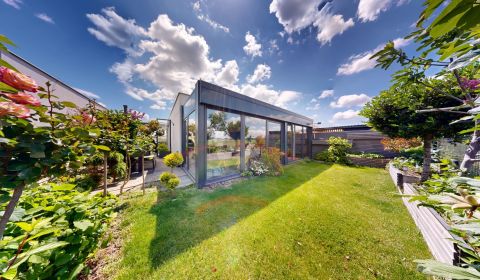 Moderní a kompletně zařízený 4pokojový bungalov, Hviezdoslavov, slepá 