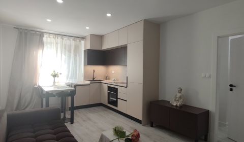 Prodej Byt 3+1, Byt 3+1, Sečovská, Bratislava - Ružinov, Slovensko