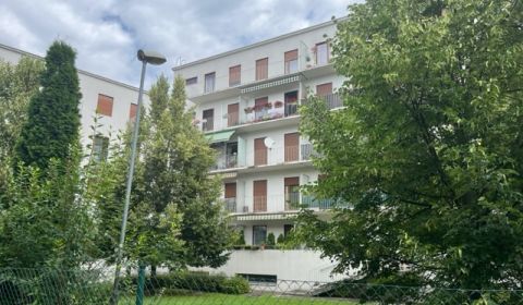 Pronájem Byt 2+1, Byt 2+1, Botanická, Nitra, Slovensko