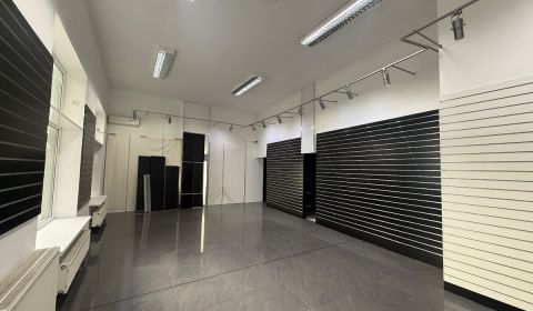 Pronájem Prostory pro obchod, Prostory pro obchod, Topoľčany, Slovensk