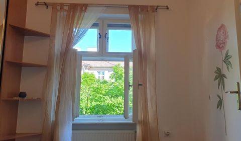 Byt 2+1, Mestská, pronájem, Bratislava - Nové Mesto, Slovensko