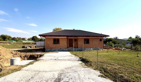 Prodej Rodinný dům, Rodinný dům, Nitra, Slovensko