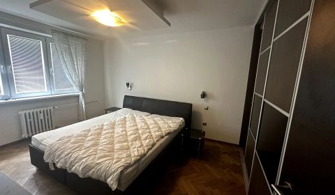 Prodej Byt 2+1, Byt 2+1, Drotárska cesta, Bratislava - Staré Mesto, Sl